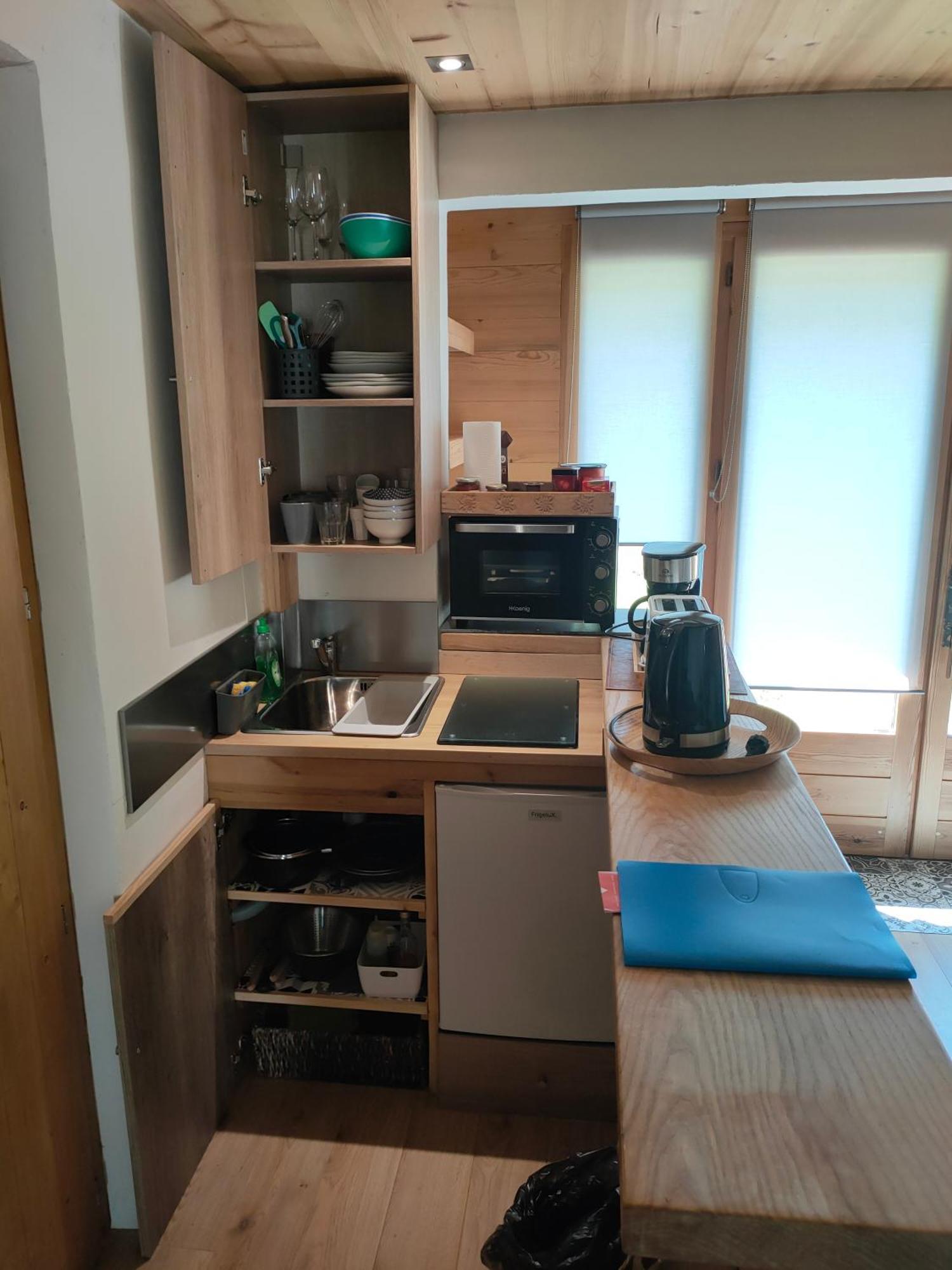 Beau Studio Dans La Vallee De Chamonix Les Trabets Exteriör bild